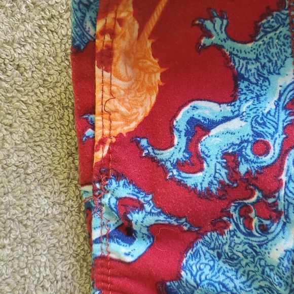 Alice in Wonderland theme Lularoe leggings 2 pairs - Picture 3 of 9